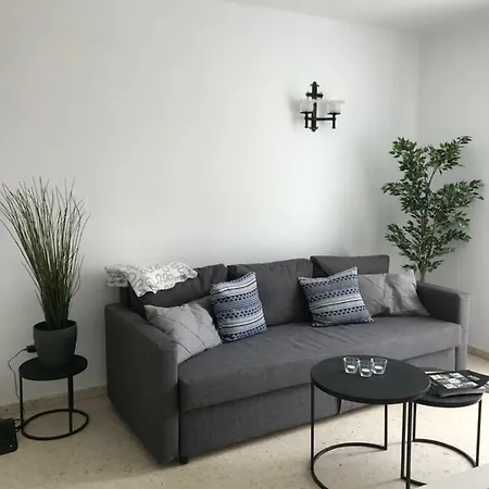 Casa Nancy * Нерха